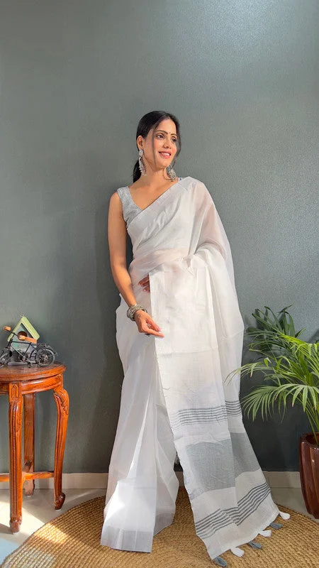 Malishka Export Cotton Printed Ready To Wear Saree With Blouse Piece - Grey Smart Business Blouse Malishka Export Cotton Printed Ready To Wear Saree With Blouse Piece - Grey Smart Business Blouse