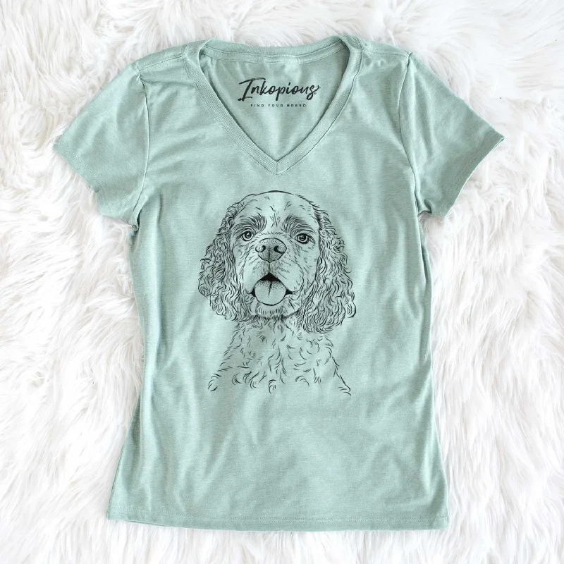 Bare Baxter the American Cocker Spaniel - Women's V-neck Shirt-- Print Jacquard Patchwork Bare Baxter the American Cocker Spaniel - Women's V-neck Shirt-- Print Jacquard Patchwork