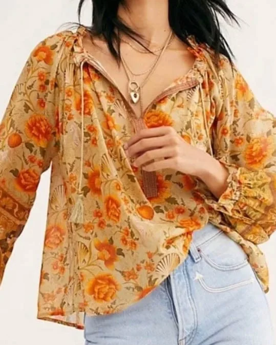 "Seashell Blouse" in Sand Office Formal Blouse
