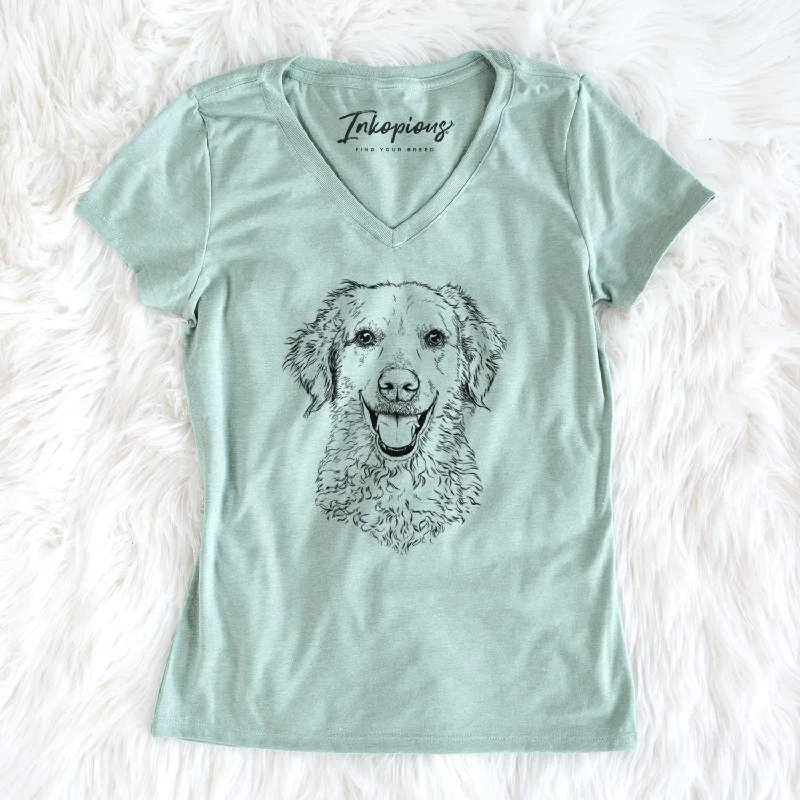 Bare Bella Bean the Goldendoodle - Women's V-neck Shirt-- Seamless Knitted Crochet