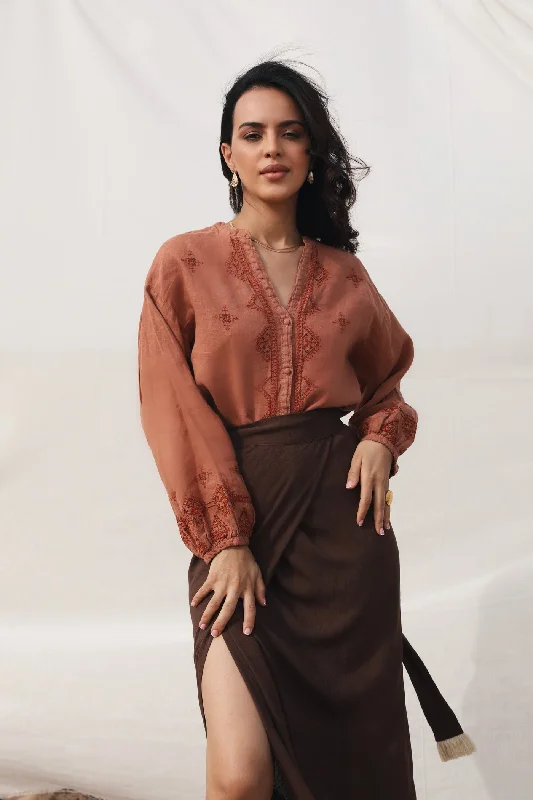 NELYA BLOUSE Classic Minimalist Blouse