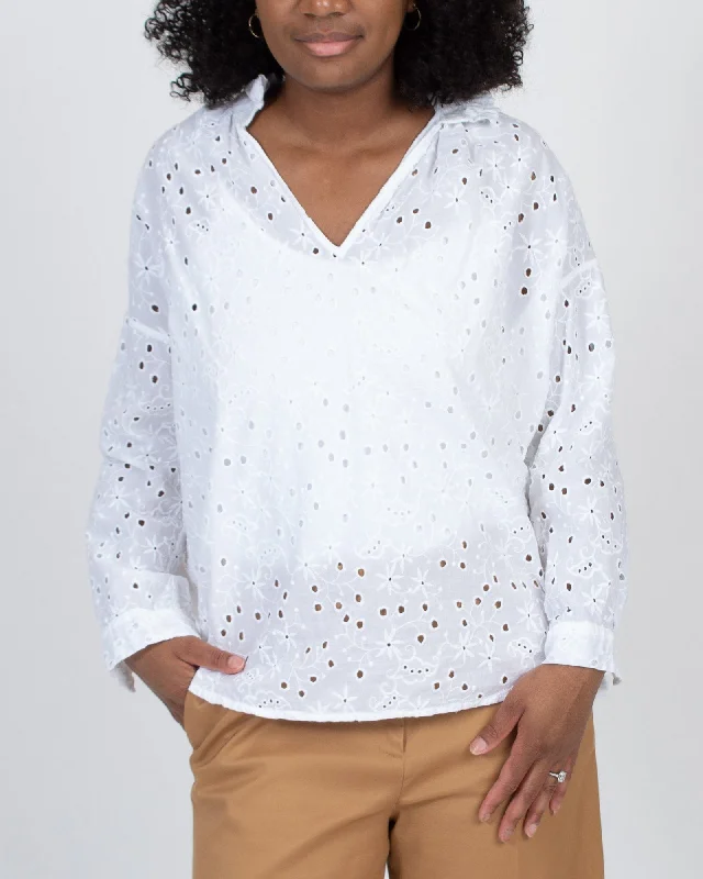 "Penelope" Eyelet Blouse Chic Sleeveless Blouse