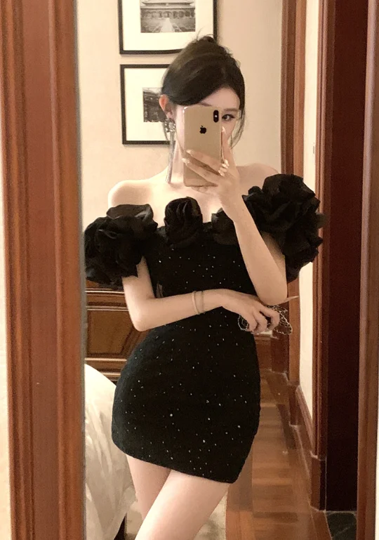 Elegant Off - shoulder Black Sequin Dress with Ruffled Flowers Crew Neckline Sporty