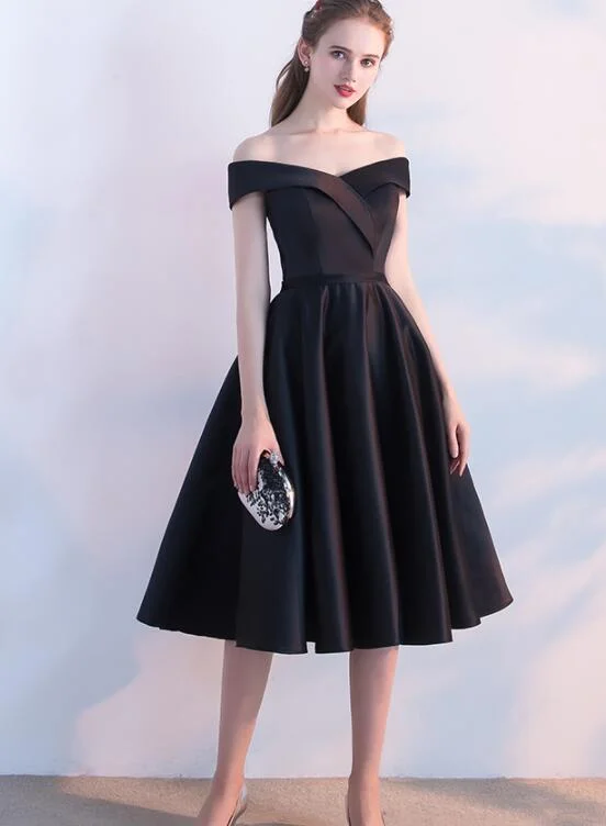 Simple Black Satin Short Sweetheart Party Dress, Black Homecoming Bridesmaid Dress sweetheart Neckline Romantic Simple Black Satin Short Sweetheart Party Dress, Black Homecoming Bridesmaid Dress sweetheart Neckline Romantic