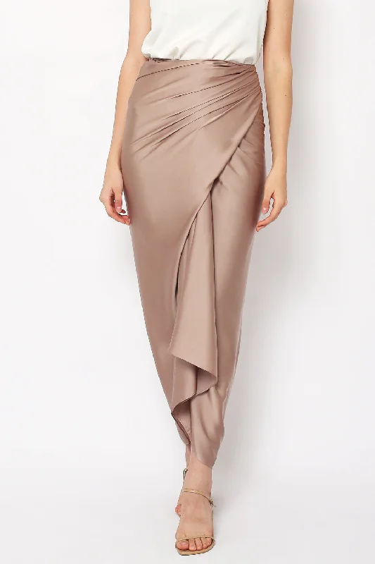 Aisyah Skirt in Brown denim skirt classic