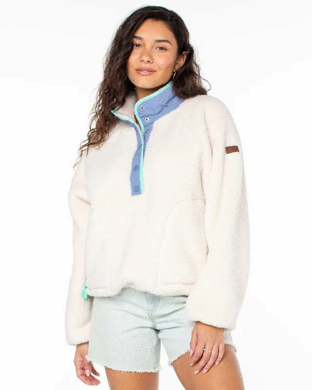 Kipsie Solid Fleece Sweater - Egret Neon Metallic Matte