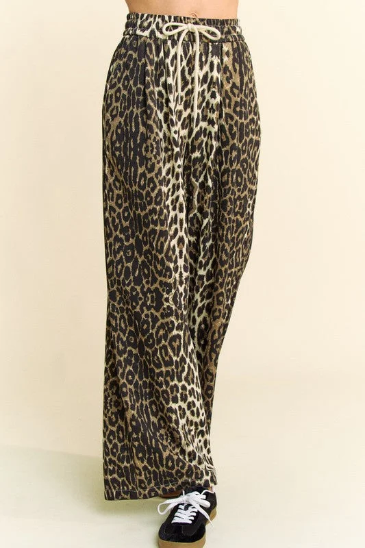 Hazel Blues® |  Davi & Dani Leopard Wide Leg Pants Comfy High-Waist Jeans