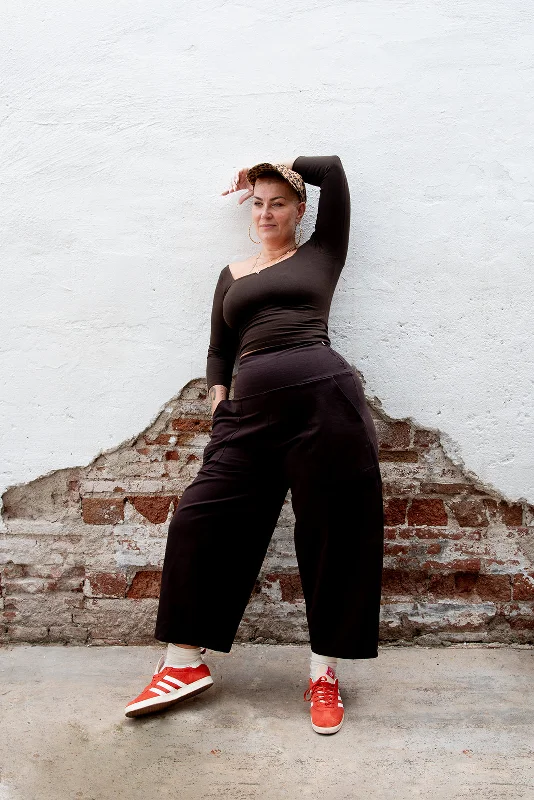 Puff Pants Petite in Cafe Casual Drawstring Pants
