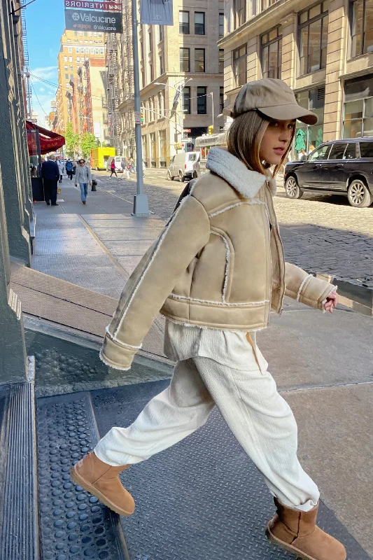 CROPPED SHERPA JACKET Zippered Jacket Buttoned Jacket Snapped Jacket