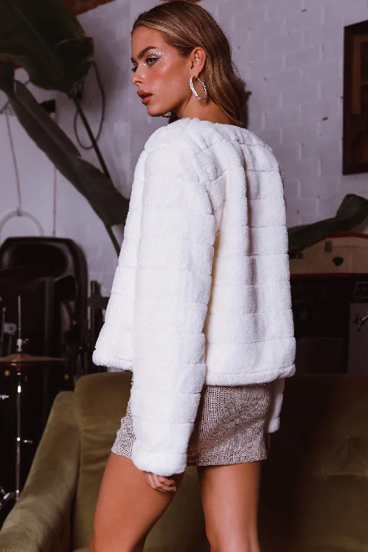 Montana Faux Fur Jacket White Anorak Shell Jacket Lightweight Jacket