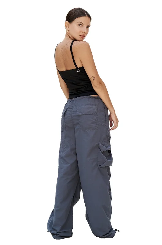 GREY PARACHUTE PANTS Sleek Black Pants