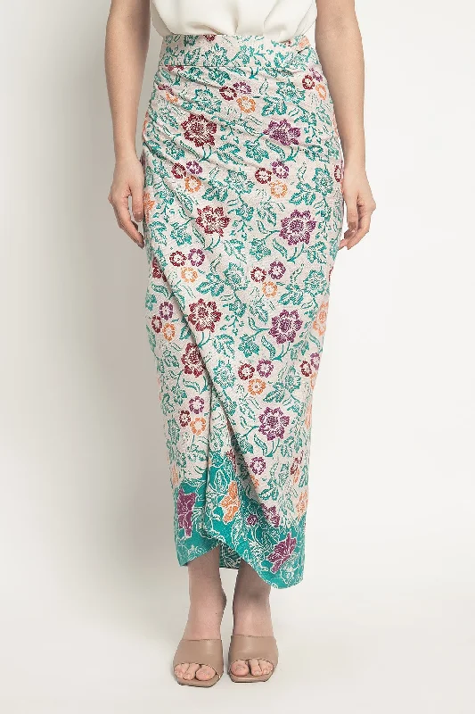 Kemala Skirt in Kawung Cream lightweight skirt design