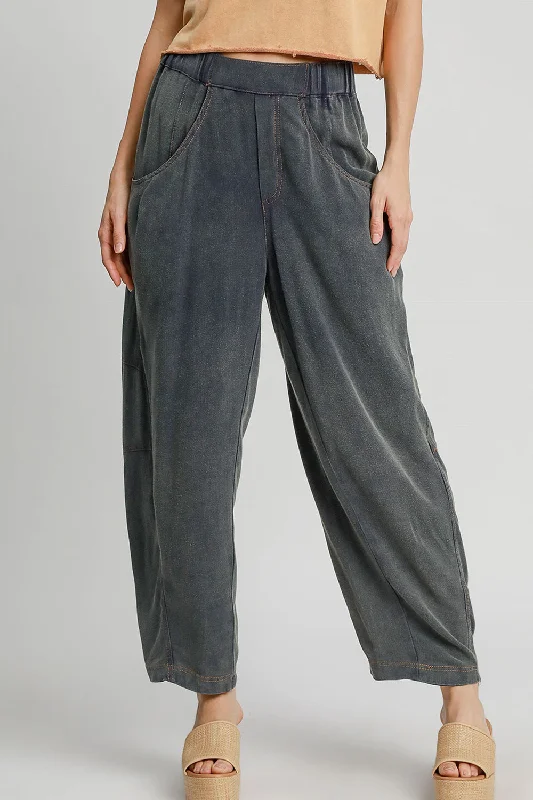Hazel Blues® |  Umgee Elastic Waist Baggy Fit Pants with Pockets Slim-Fit Leggings