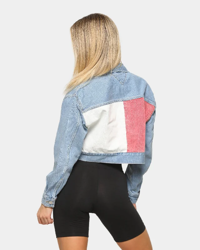 Tommy Jeans Women's Cropped Trucker Tommy Flag Jacket LightBlue Snapped Jacket Toggled Jacket Drawstring Jacket Tommy Jeans Women's Cropped Trucker Tommy Flag Jacket LightBlue Snapped Jacket Toggled Jacket Drawstring Jacket