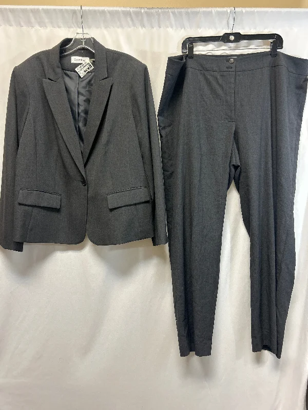 Pants Suit 2pc By Calvin Klein In Grey, Size: 20 Chic Wool Trousers