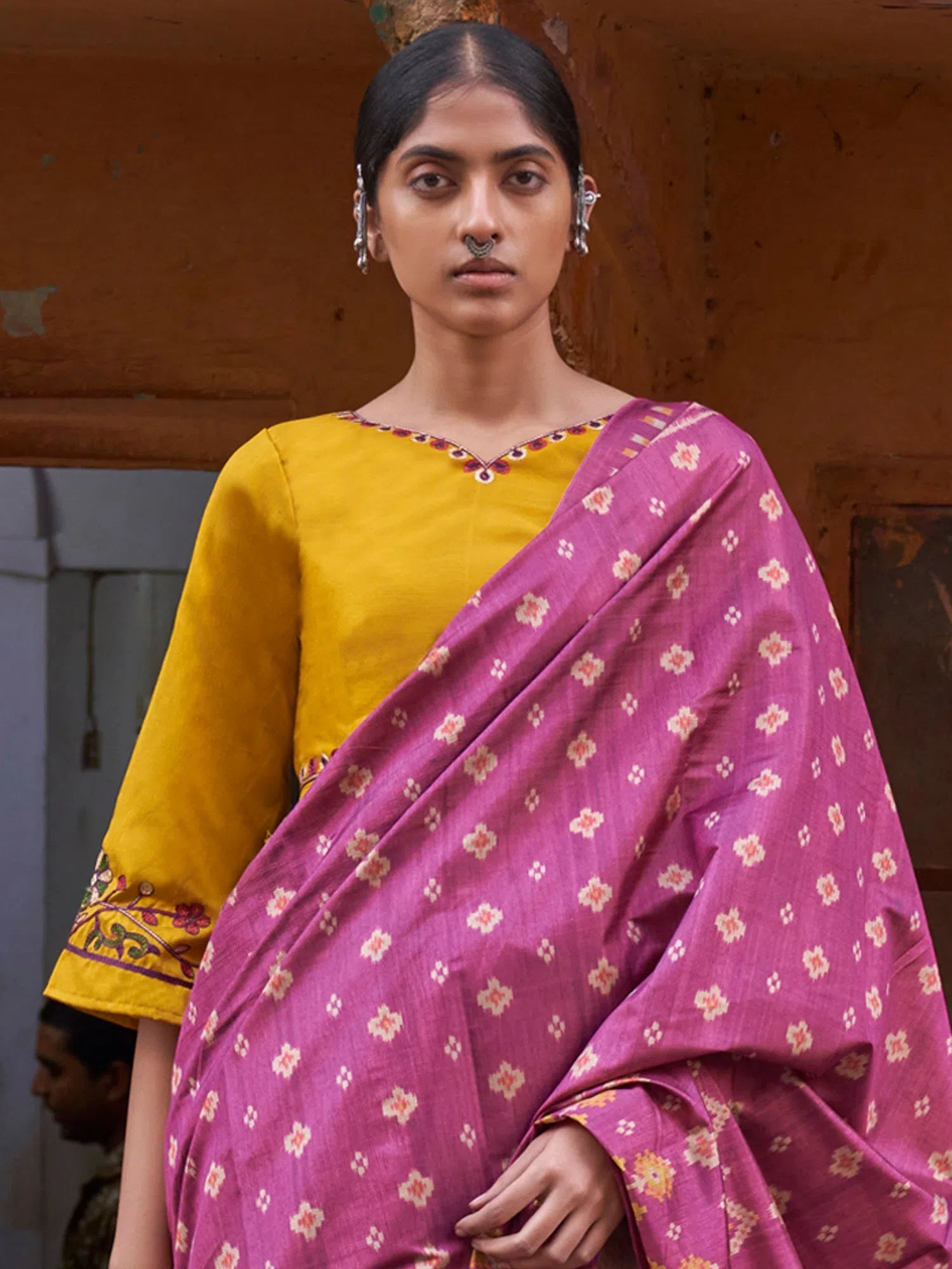 Saree Mall Women's Blend Magenta Printed Designer Saree With Blouse Piece-GULBINGRI102 Puff Sleeve Blouse Saree Mall Women's Blend Magenta Printed Designer Saree With Blouse Piece-GULBINGRI102 Puff Sleeve Blouse