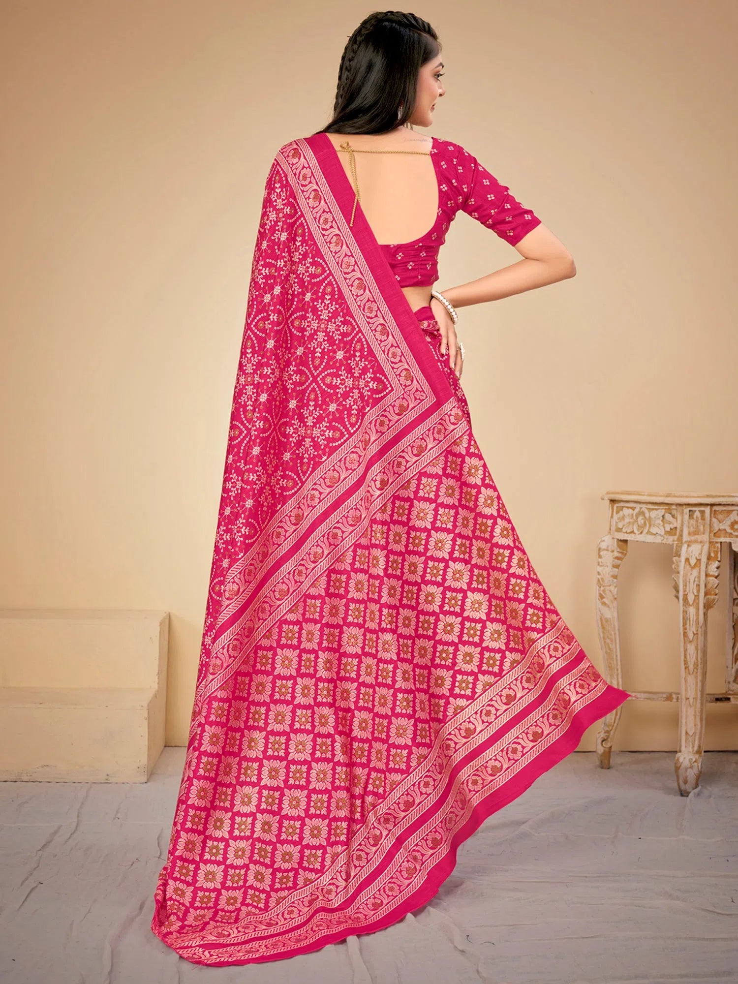 Saree Mall Women's Dola Pink Printed Designer Saree With Blouse Piece-KUMKUM22D Chic Square Blouse Saree Mall Women's Dola Pink Printed Designer Saree With Blouse Piece-KUMKUM22D Chic Square Blouse